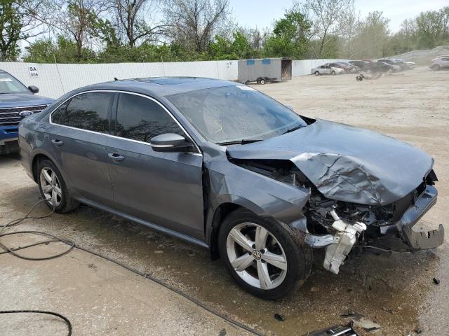 VOLKSWAGEN PASSAT 2013 Серый