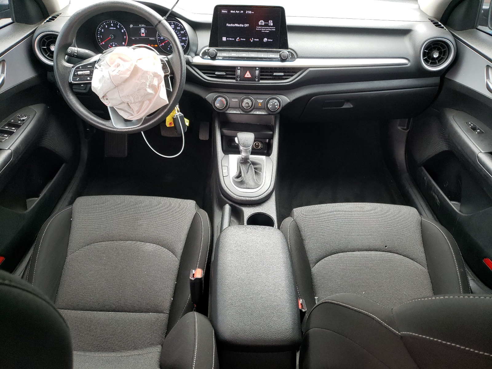 3KPF24AD9NE435675 2022 Kia Forte Fe