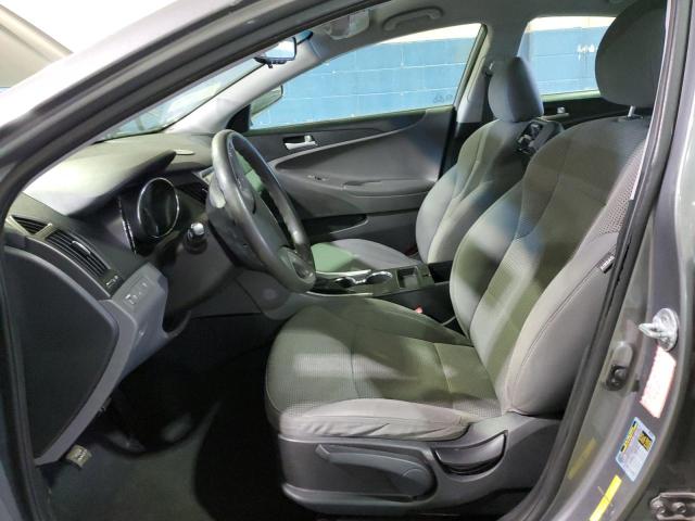  HYUNDAI SONATA 2013 Серебристый