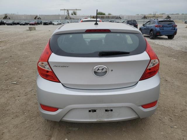 Hatchbacks HYUNDAI ACCENT 2017 Srebrny