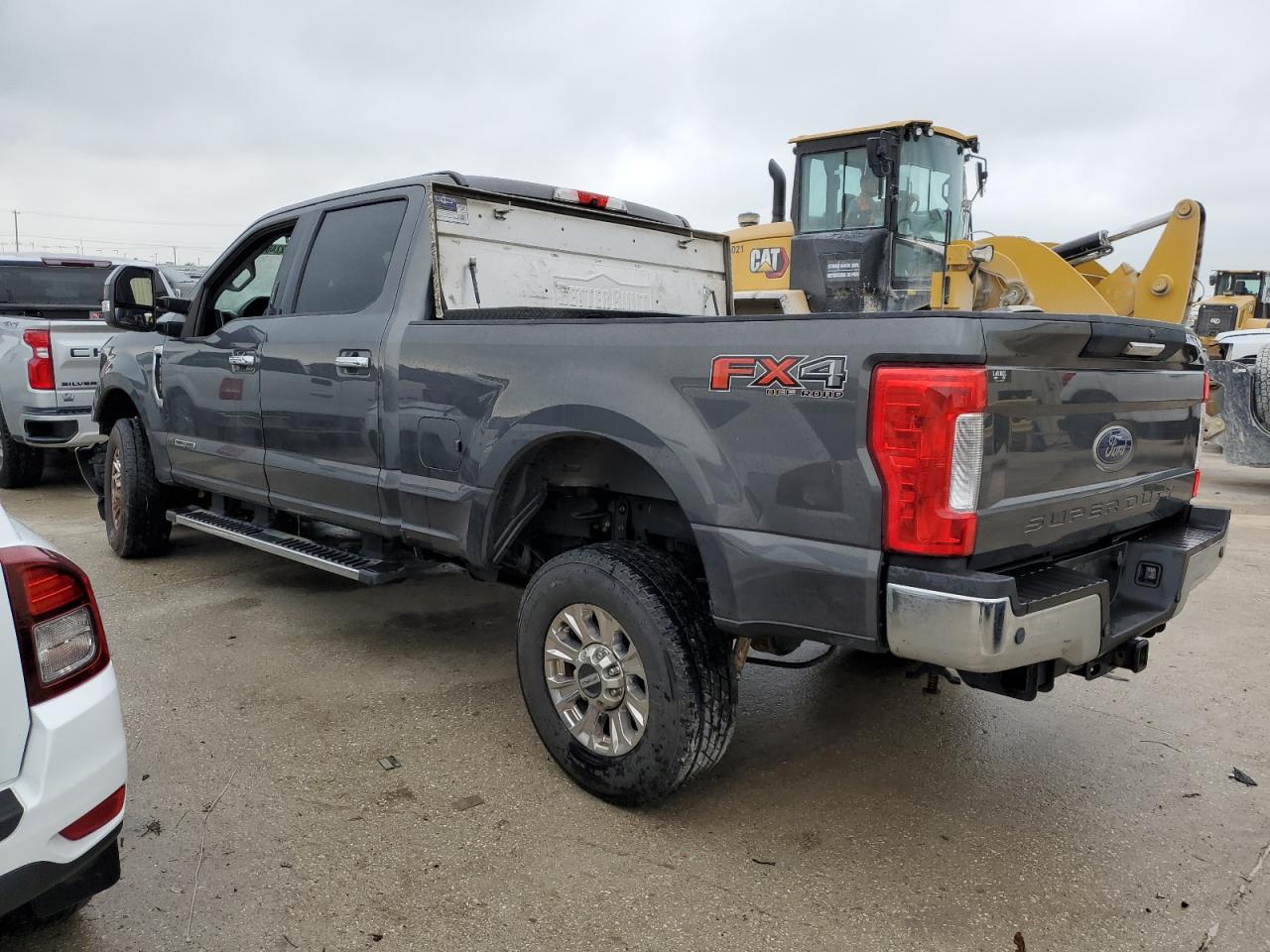 1FT7W2BT5HEF06857 2017 FORD F250 - Image 2