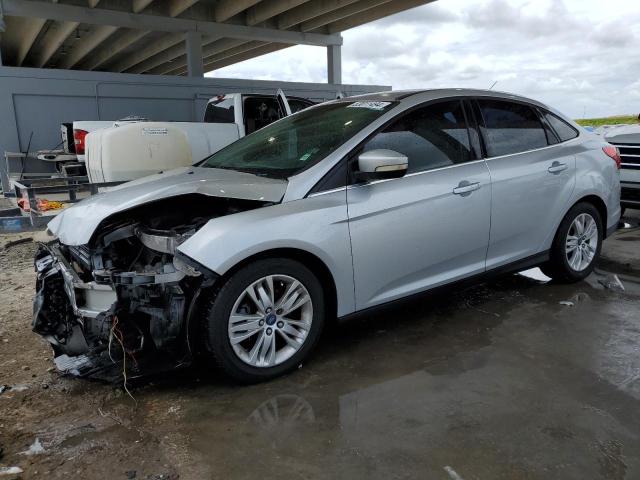 Sedans FORD FOCUS 2012 Srebrny