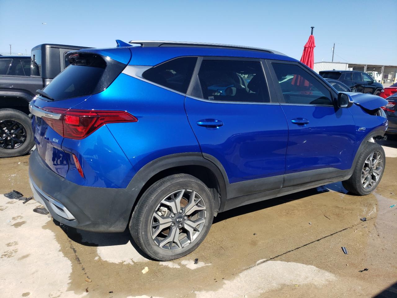 2021 Kia Seltos Ex VIN: KNDERCAAXM7221137 Lot: 50608374