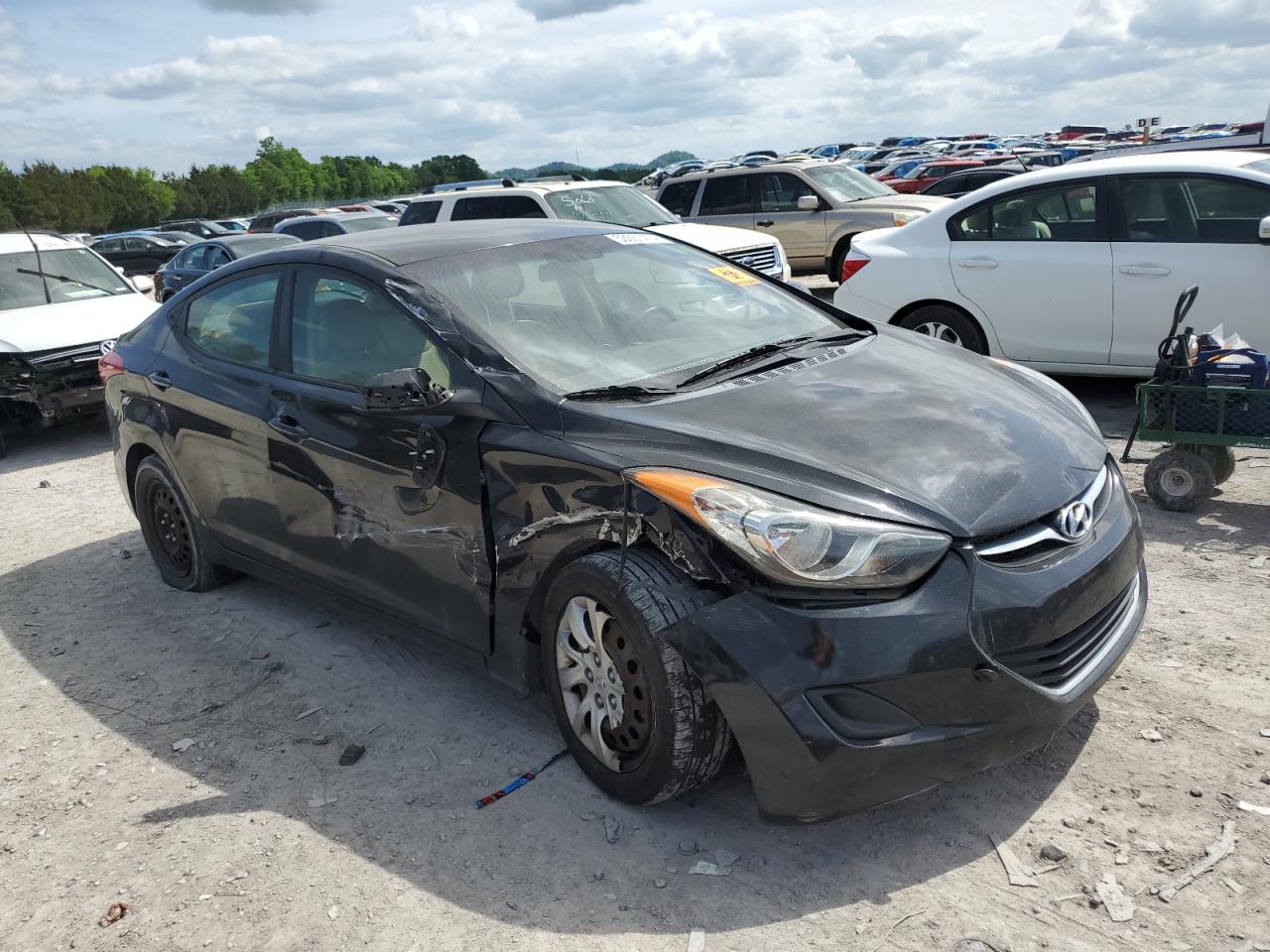 KMHDH4AE6DU557999 2013 Hyundai Elantra Gls