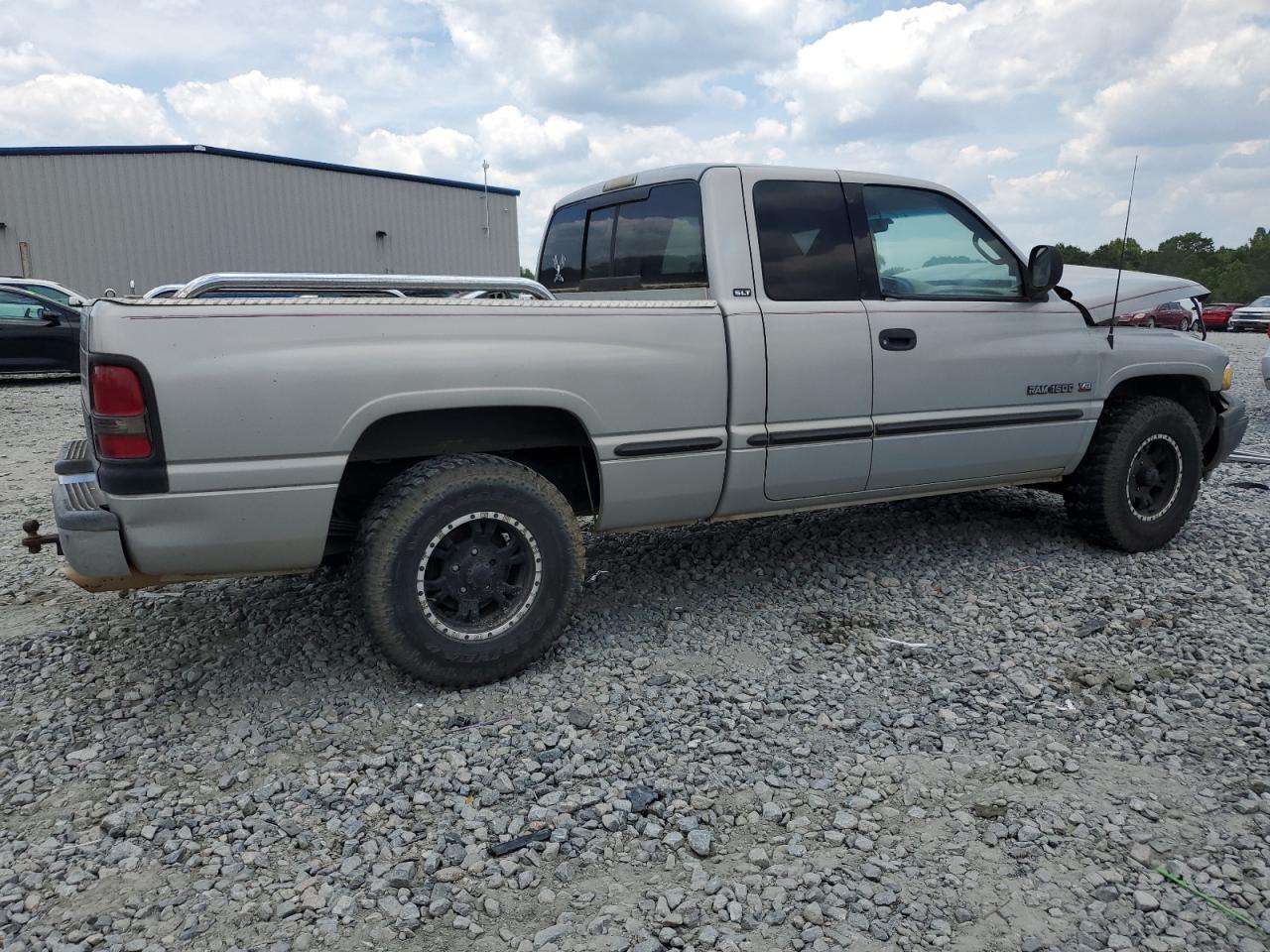 1998 Dodge RAM - Image 3