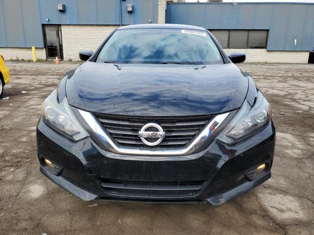 Седани NISSAN ALTIMA 2016 Чорний