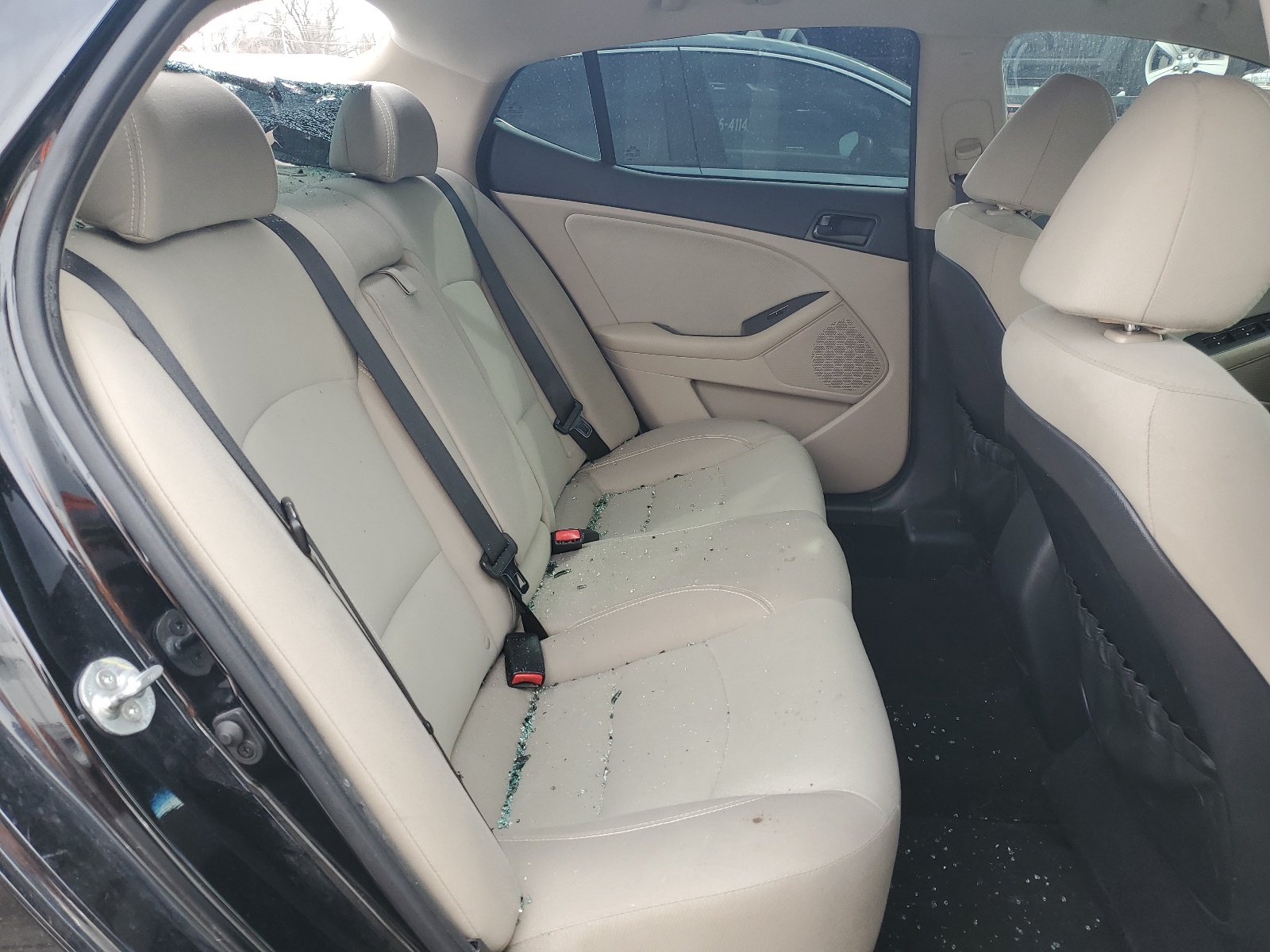 5XXGM4A74EG319011 2014 Kia Optima Lx