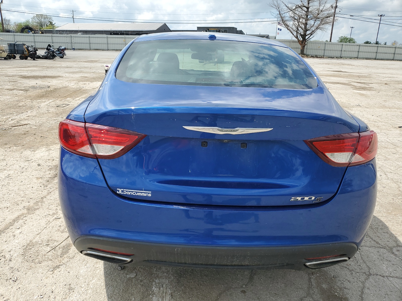 1C3CCCBB3FN698186 2015 Chrysler 200 S