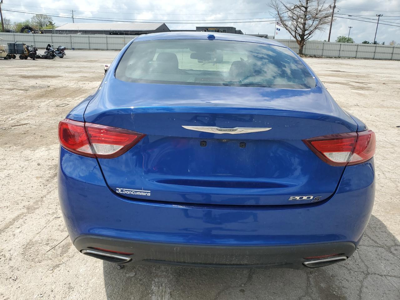 2015 Chrysler 200 S VIN: 1C3CCCBB3FN698186 Lot: 50872534