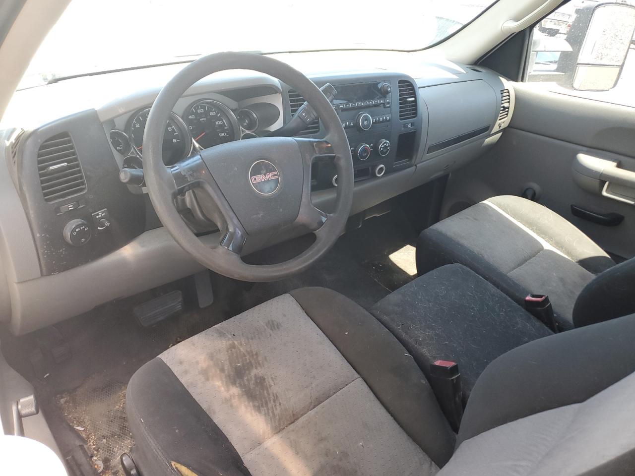 2008 GMC Sierra C2500 Heavy Duty VIN: 1GDHC24KX8E145168 Lot: 53098864