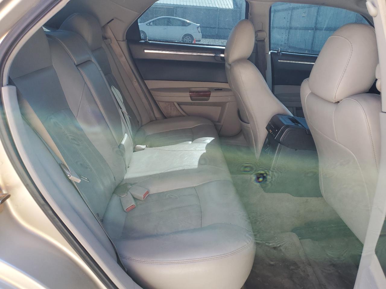 2006 Chrysler 300C VIN: 2C3KA63H96H357468 Lot: 52184774