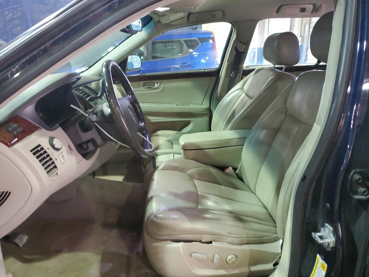 2007 Cadillac Dts VIN: 1G6KD57Y37U192882 Lot: 49041394