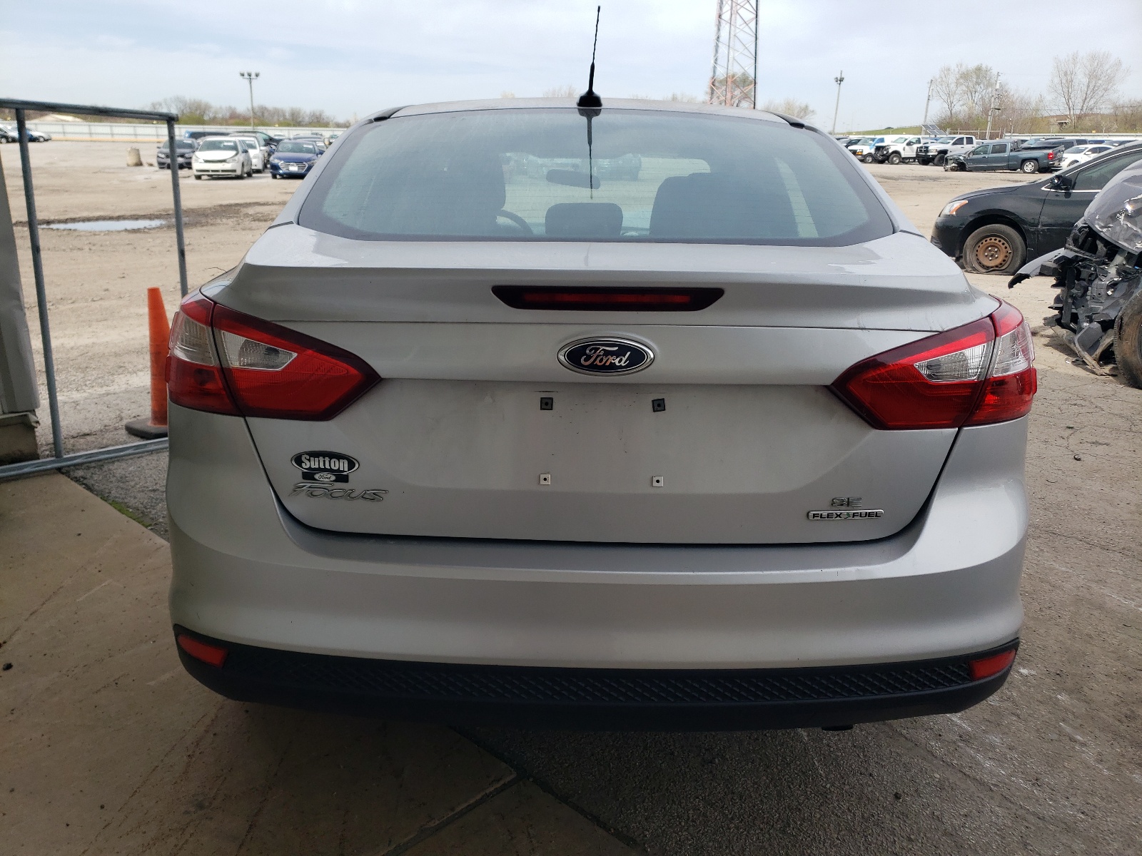 1FADP3F24DL113077 2013 Ford Focus Se