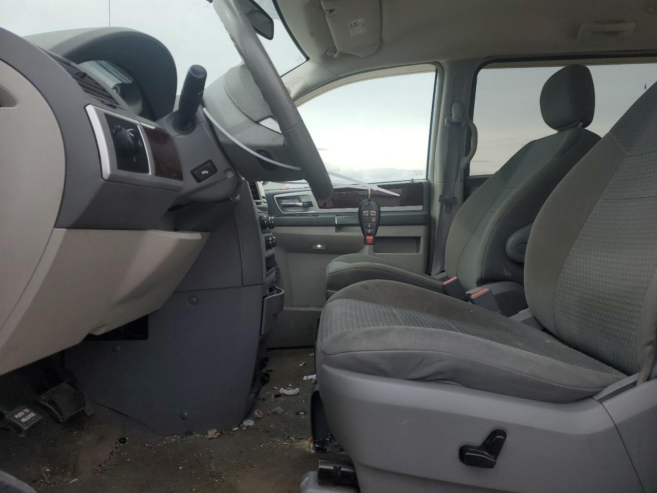 2010 Chrysler Town & Country Touring VIN: 2A4RR5D12AR192956 Lot: 50698564