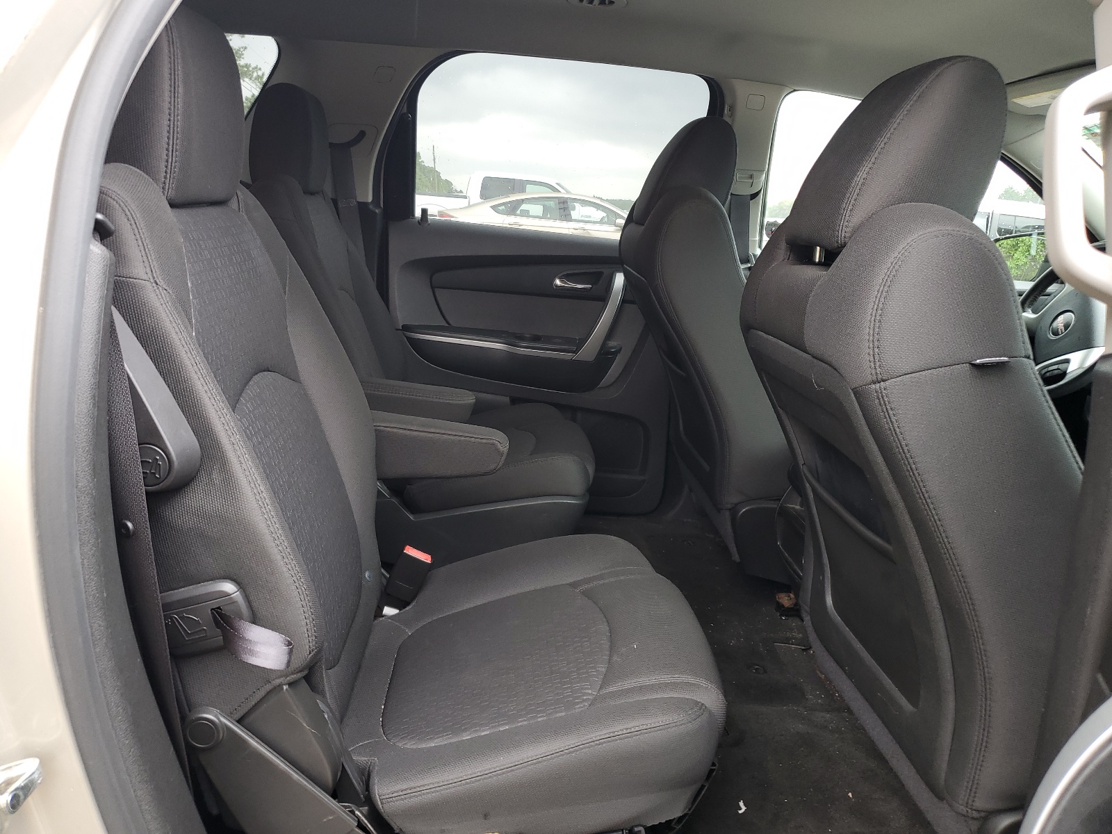 1GKKRPED0BJ247684 2011 GMC Acadia Sle