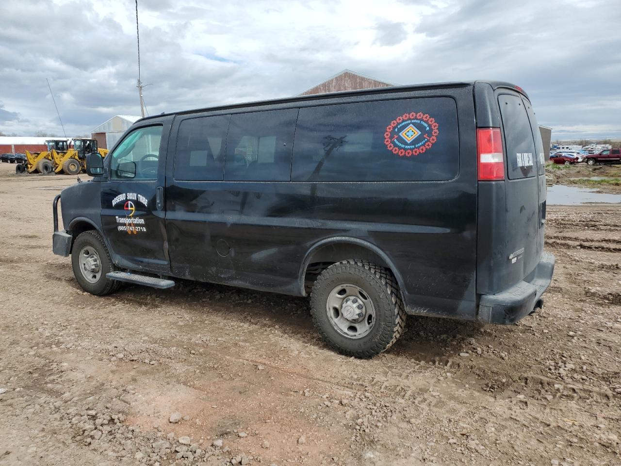 2016 Chevrolet Express G3500 Ls VIN: 1GAZGLFG0G1330744 Lot: 52159524