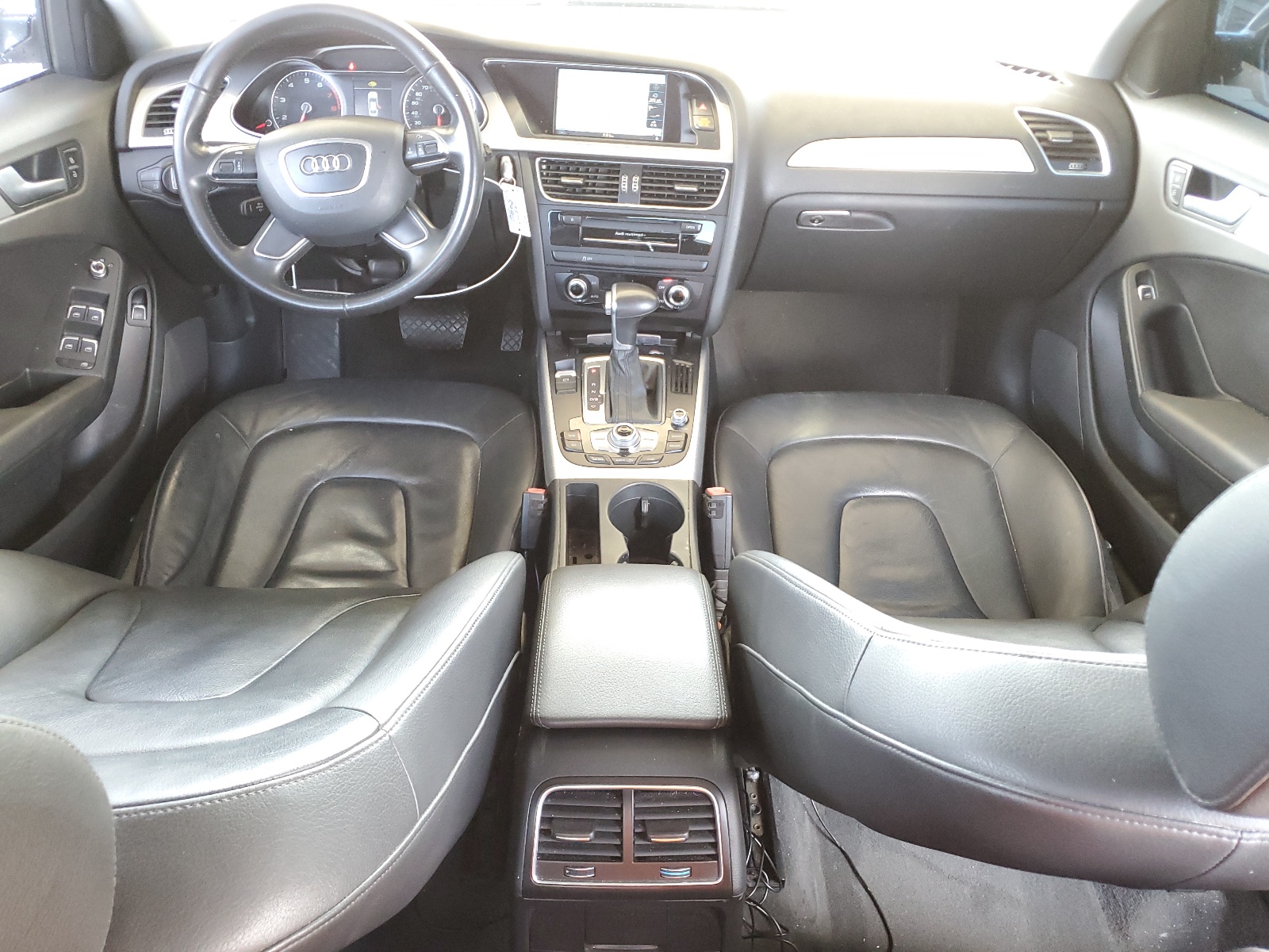 2015 Audi A4 Premium vin: WAUAFAFL5FN014978