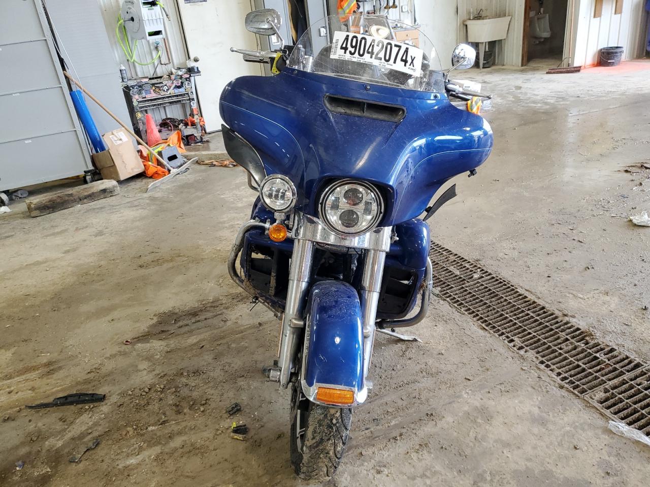 2016 Harley-Davidson Flhtcu Ultra Classic Electra Glide VIN: 1HD1FCM10GB676288 Lot: 49042074