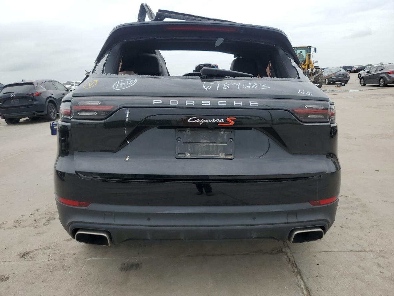 PORSCHE CAYENNE 2022 VIN WP1AA2AY2NDA03689 photo 6