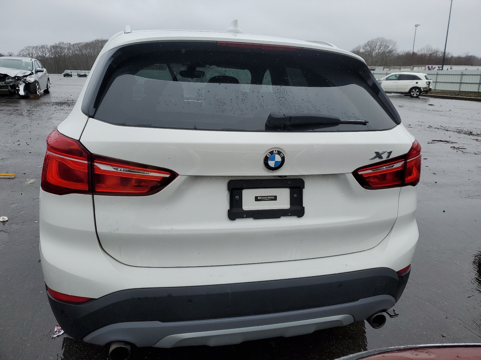 WBXHT3C38H5F81723 2017 BMW X1 xDrive28I