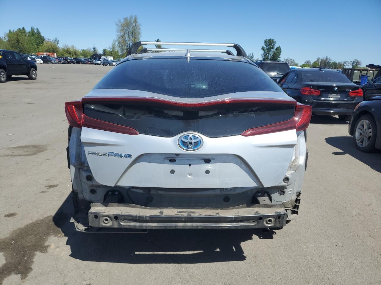 JTDKARFP8H3053392 2017 Toyota Prius Prime