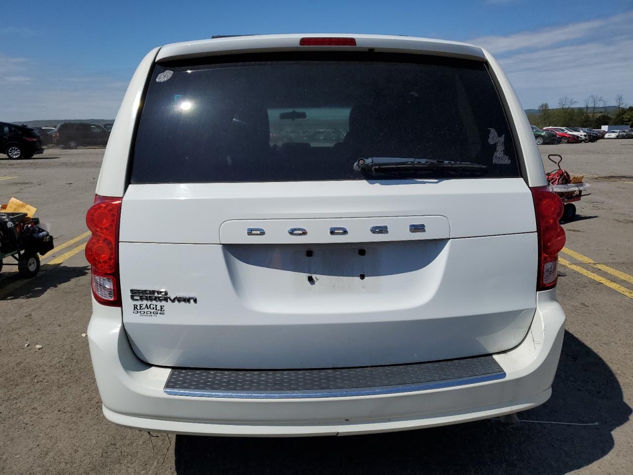 2C4RDGCG1DR627041 2013 Dodge Grand Caravan Sxt