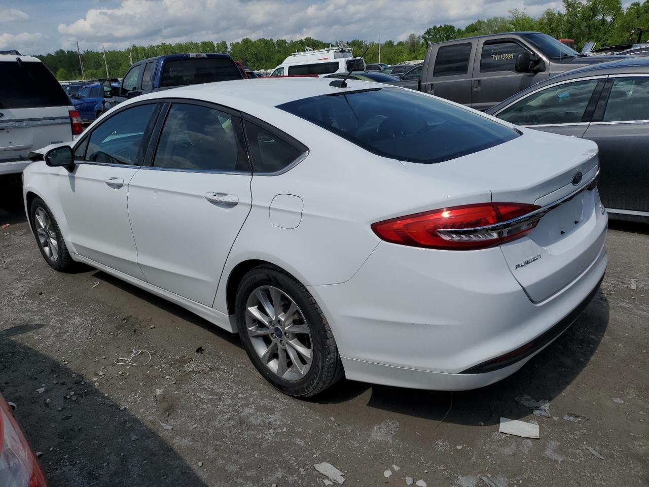 3FA6P0HD7HR307034 2017 Ford Fusion Se