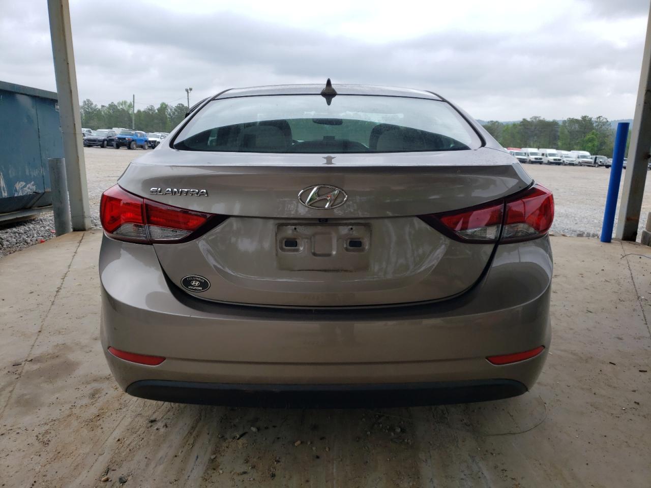 2015 Hyundai Elantra Se VIN: 5NPDH4AE6FH617958 Lot: 71773934