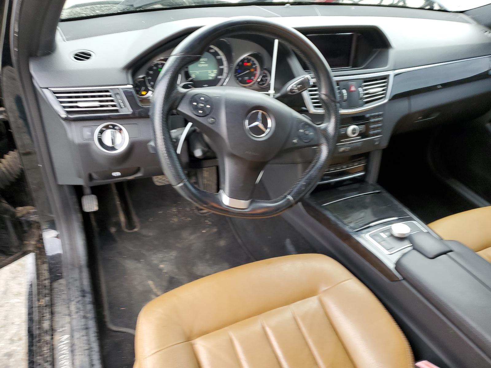 WDDHF8HB1BA289981 2011 Mercedes-Benz E 350 4Matic