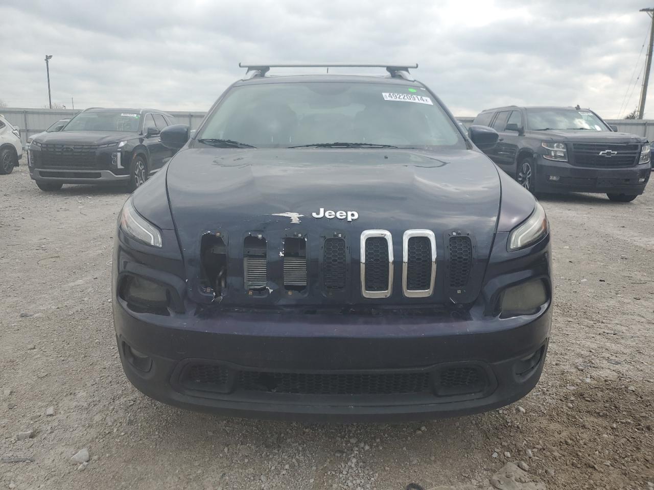 2015 Jeep Cherokee Latitude VIN: 1C4PJLCS2FW506235 Lot: 49220914