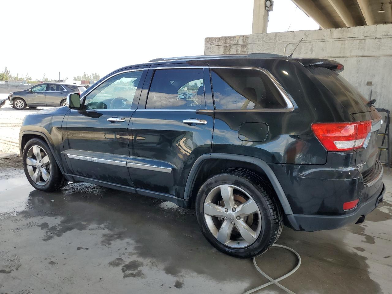 1C4RJFCT9CC246562 2012 Jeep Grand Cherokee Overland