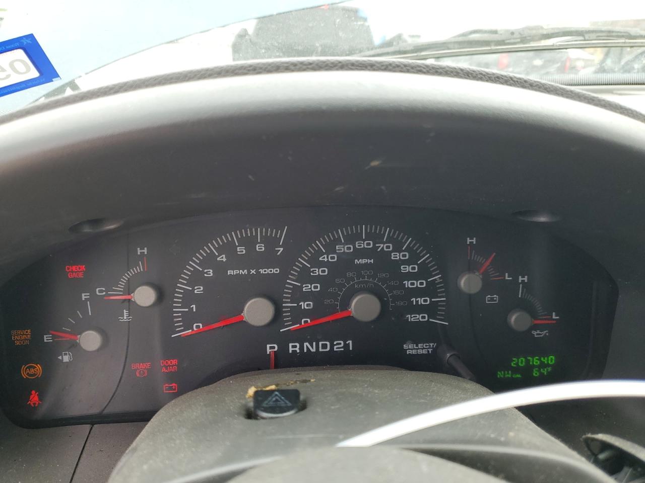 2004 Ford Expedition Xls VIN: 1FMRU13WX4LB25556 Lot: 51529664