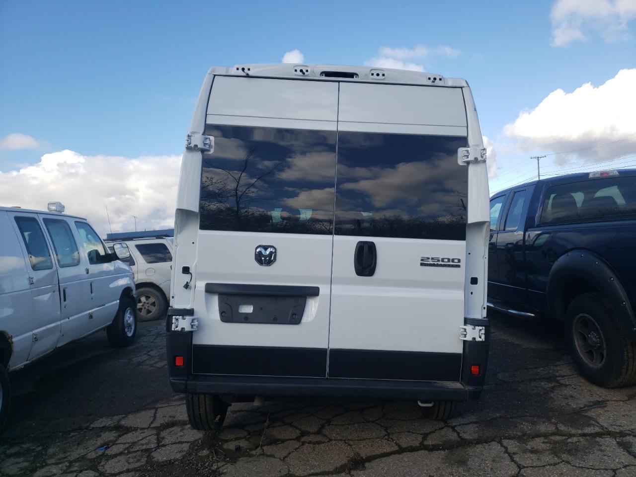 2023 Ram Promaster 2500 2500 High VIN: 3C6LRVDG7PE550053 Lot: 78214064