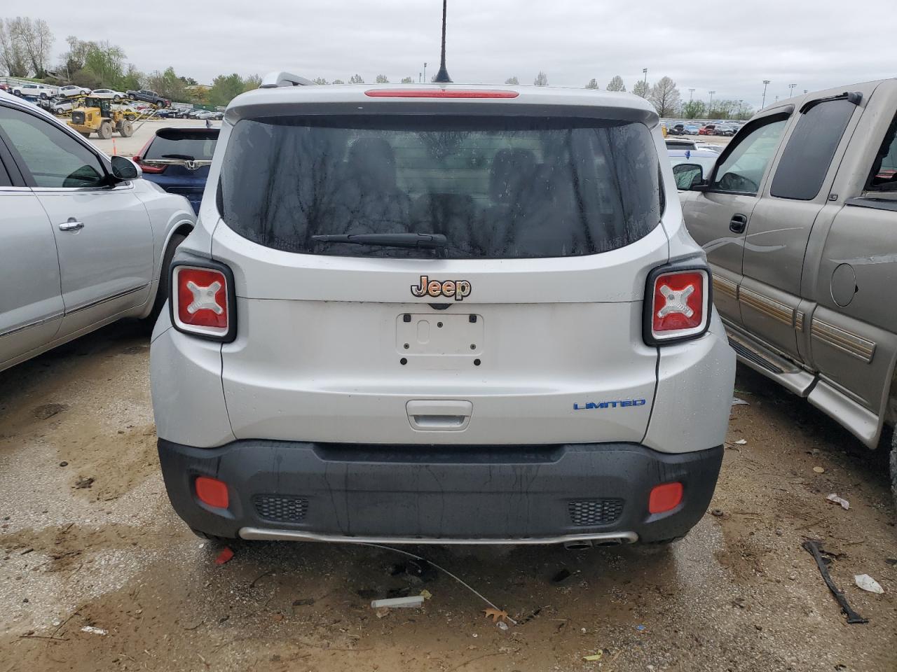 ZACCJADB8JPH23750 2018 Jeep Renegade Limited