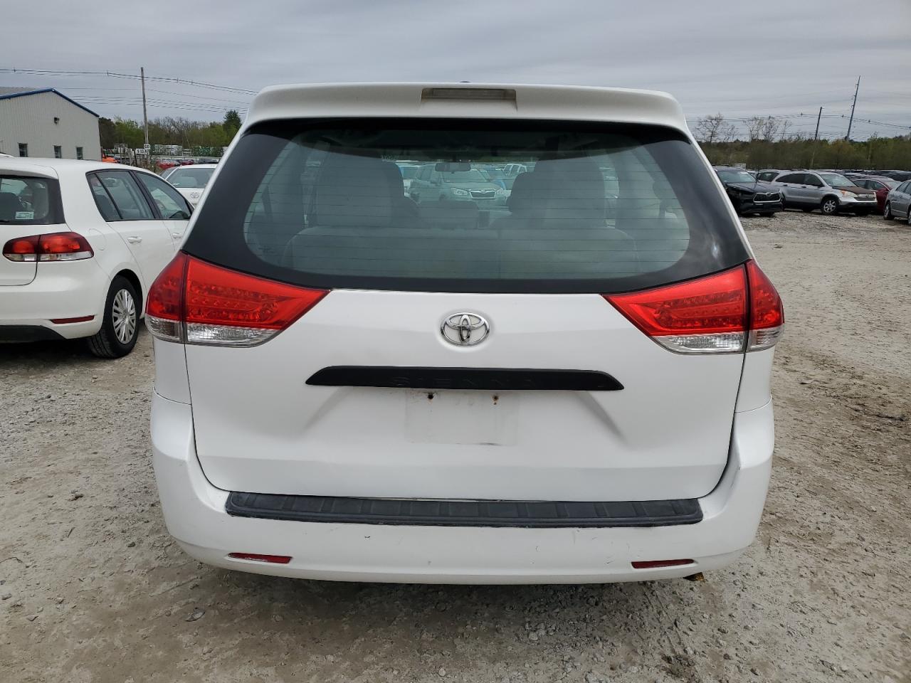 2013 Toyota Sienna VIN: 5TDZK3DC5DS287863 Lot: 53215174