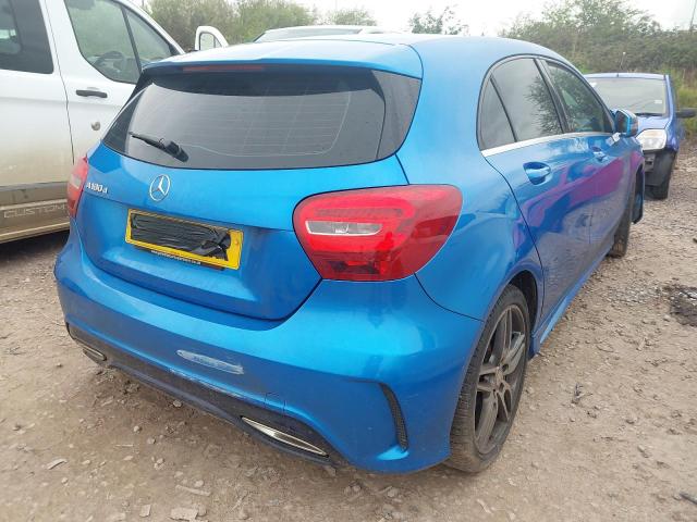 2017 MERCEDES BENZ A 180 D AM