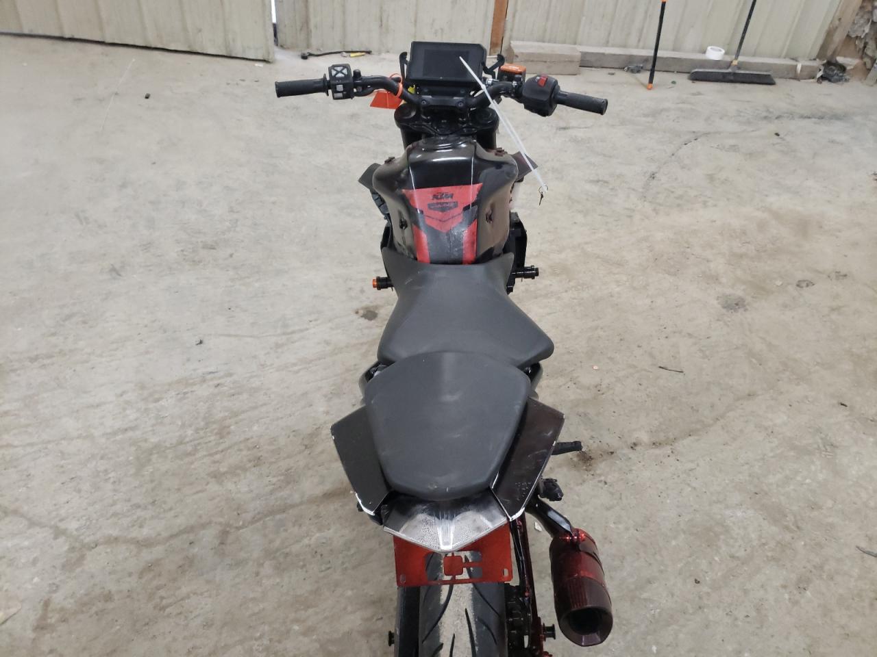 MD2JPJ40XHC209587 2017 Ktm 390 Duke