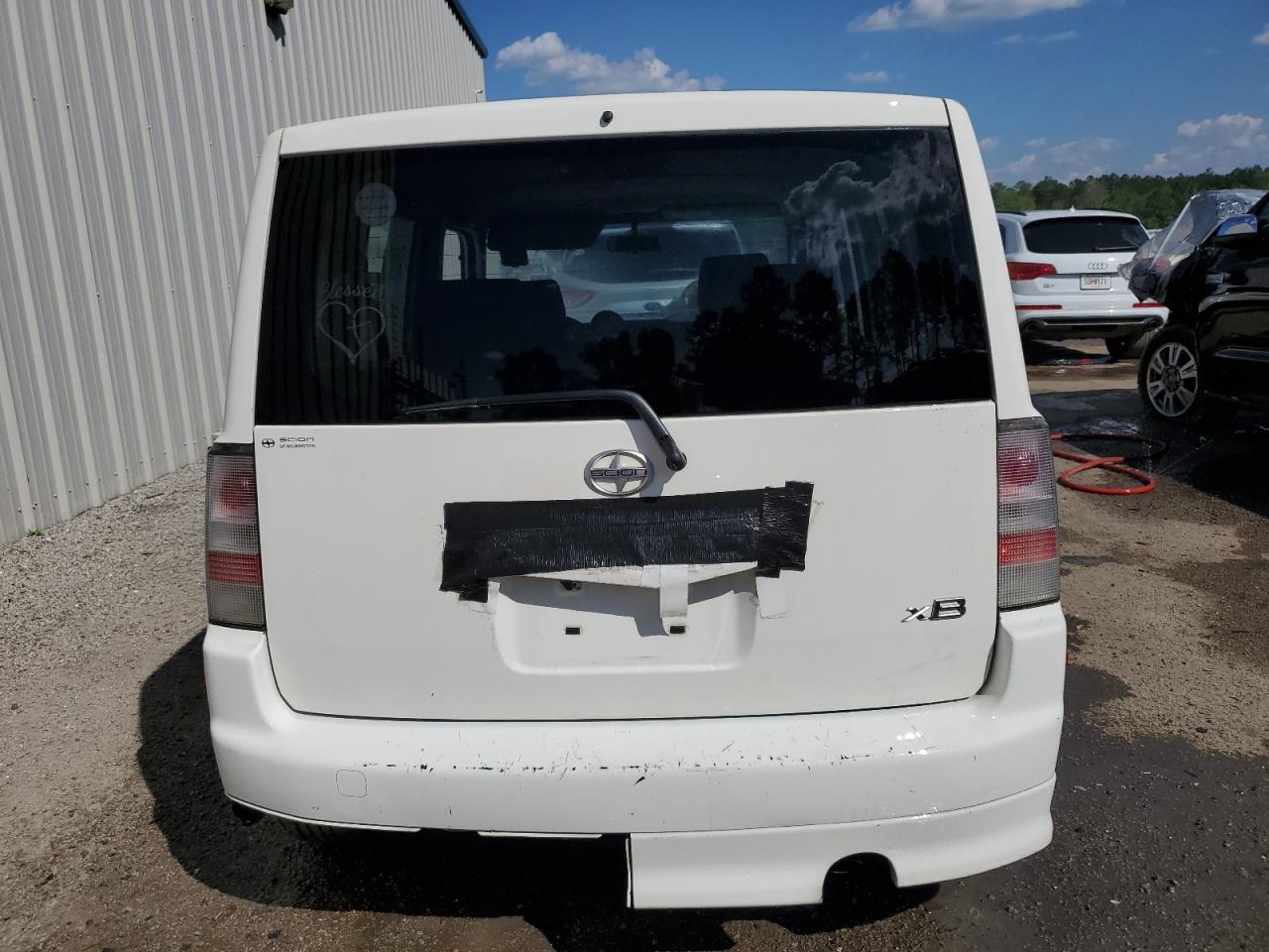 2005 Toyota Scion Xb VIN: JTLKT324750201813 Lot: 51172064