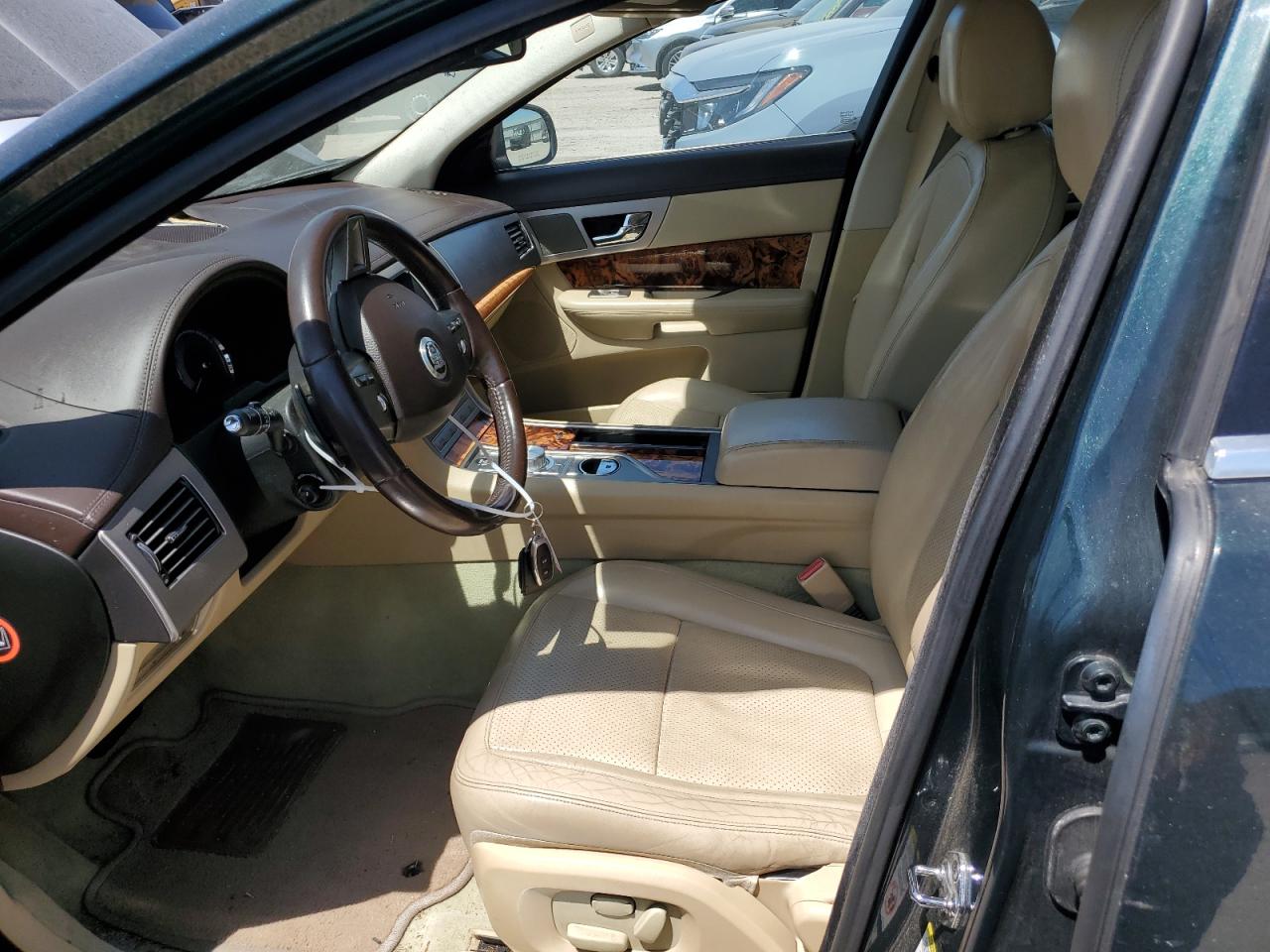 2009 Jaguar Xf Premium Luxury VIN: SAJWA06B39HR30684 Lot: 51958994