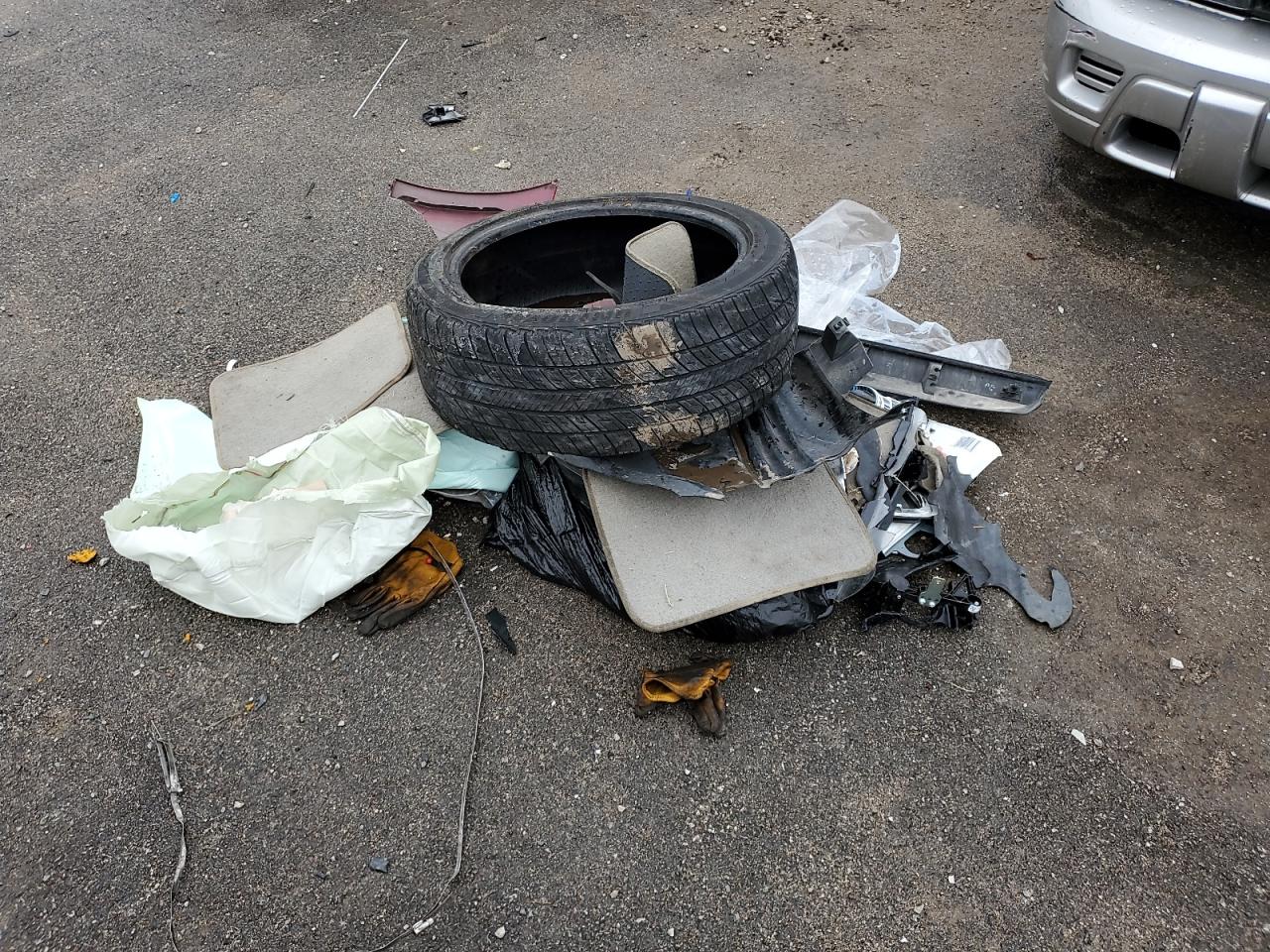 2010 Lincoln Mks VIN: 1LNHL9FT8AG610927 Lot: 80851065