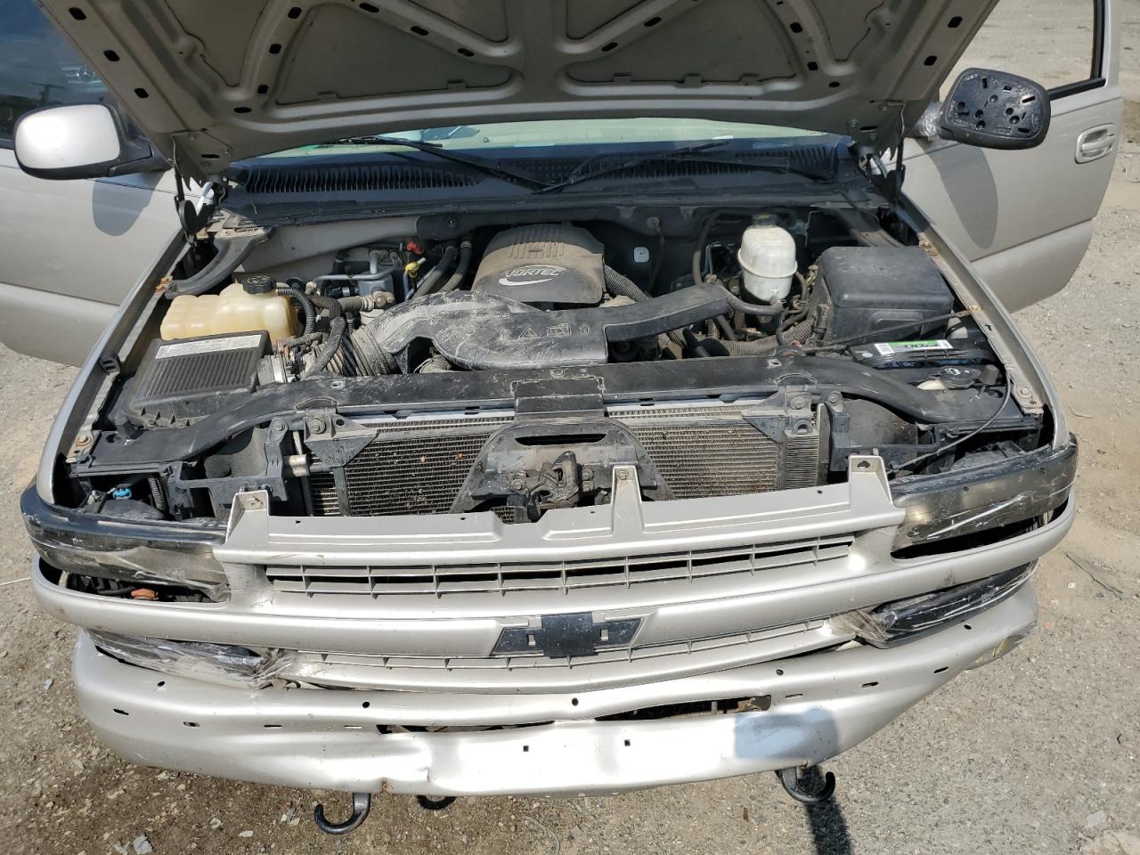 2005 Chevrolet Suburban C1500 VIN: 3GNEC16Z65G233139 Lot: 52159534