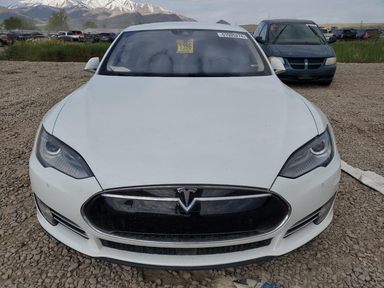 5YJSA1E27FF113931 2015 Tesla Model S