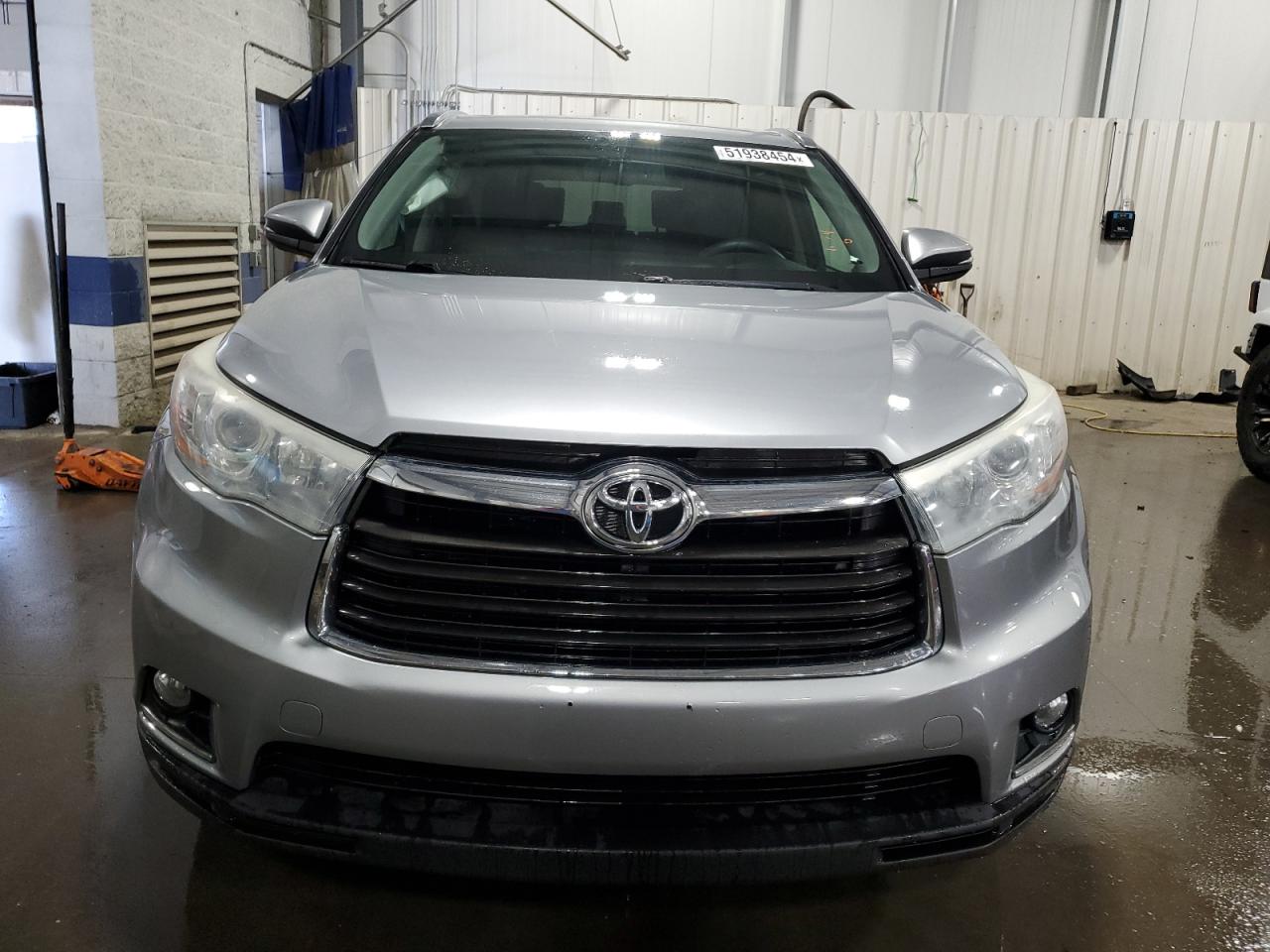 2015 Toyota Highlander Xle VIN: 5TDJKRFH6FS103929 Lot: 51938454