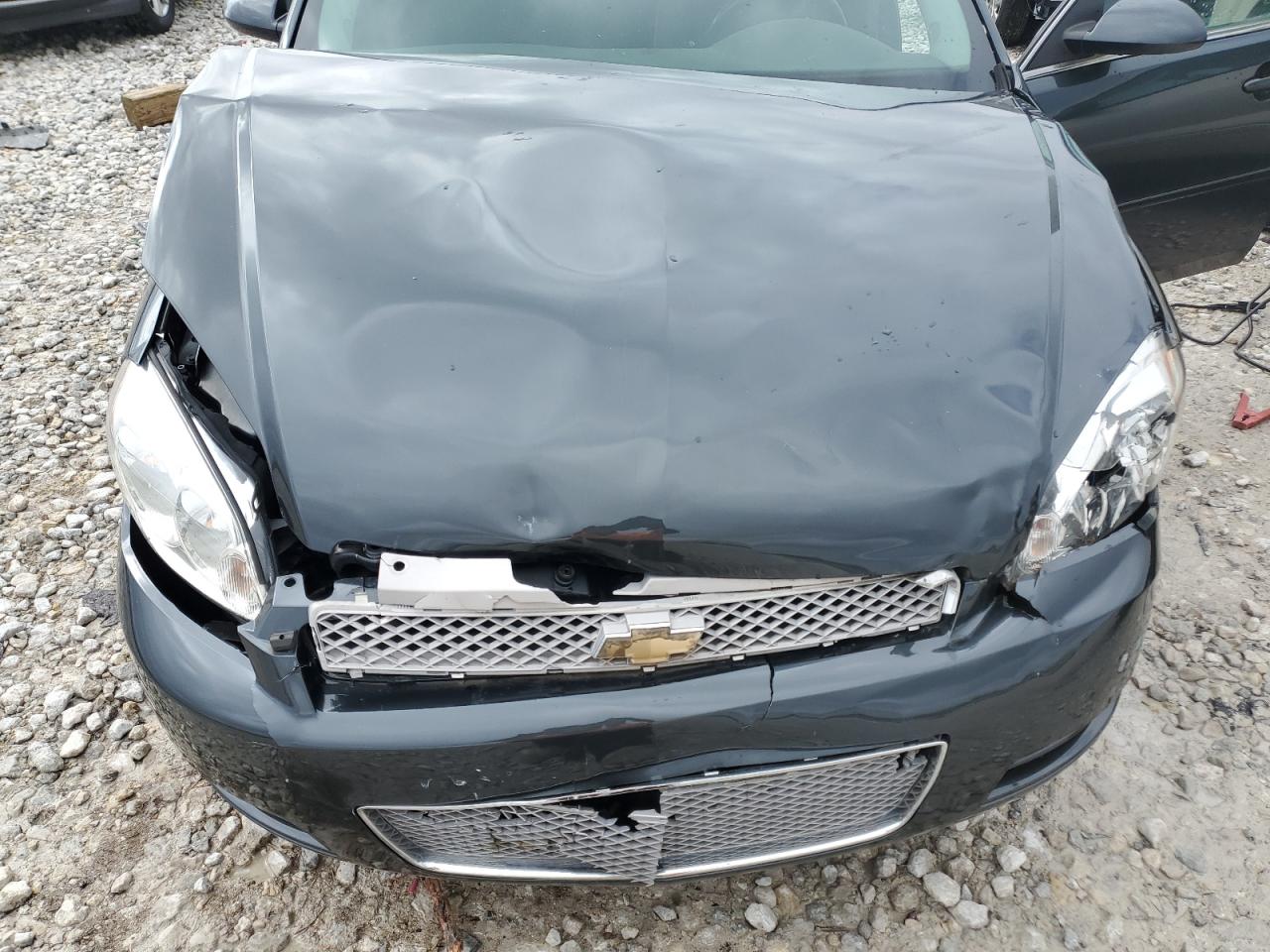 2014 Chevrolet Impala - Image 11