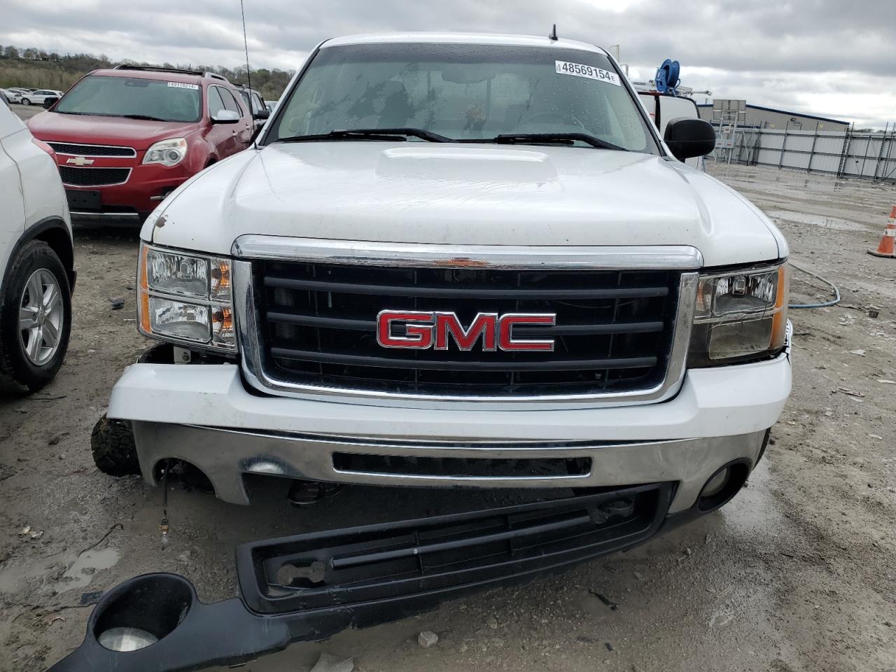 2010 GMC Sierra - Image 5