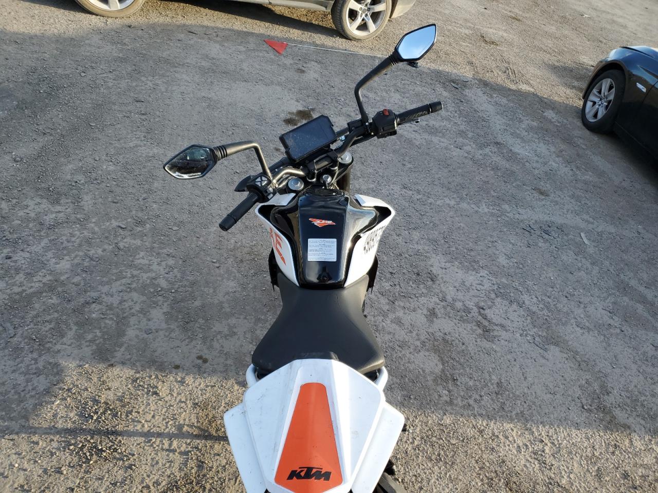 2017 Ktm 390 Duke VIN: MD2JYJ408HC285435 Lot: 49895794