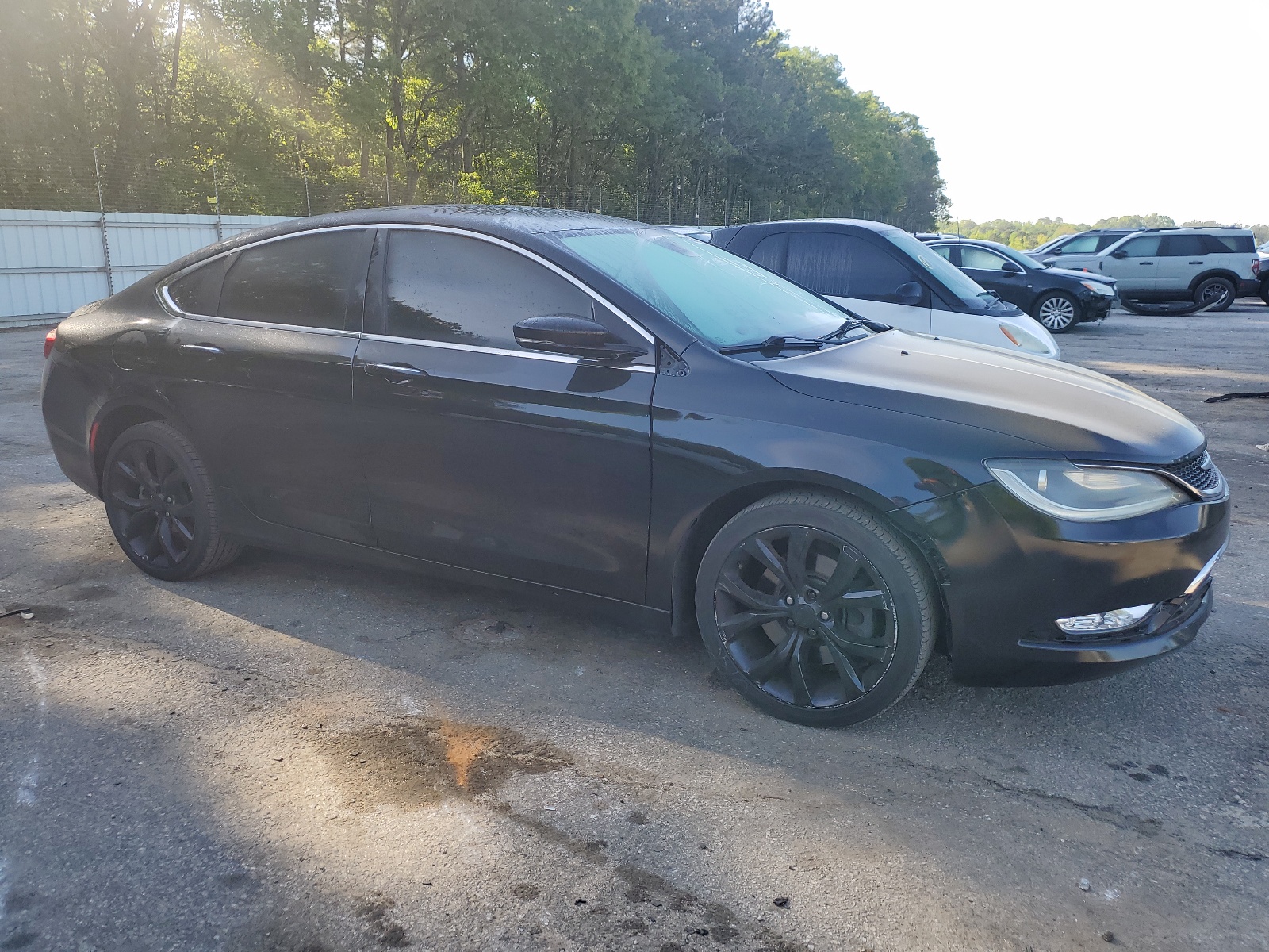 2015 Chrysler 200 C vin: 1C3CCCEG1FN636602