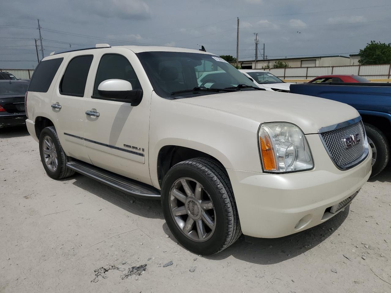 2009 GMC Yukon Denali VIN: 1GKFC03289R266586 Lot: 51369834