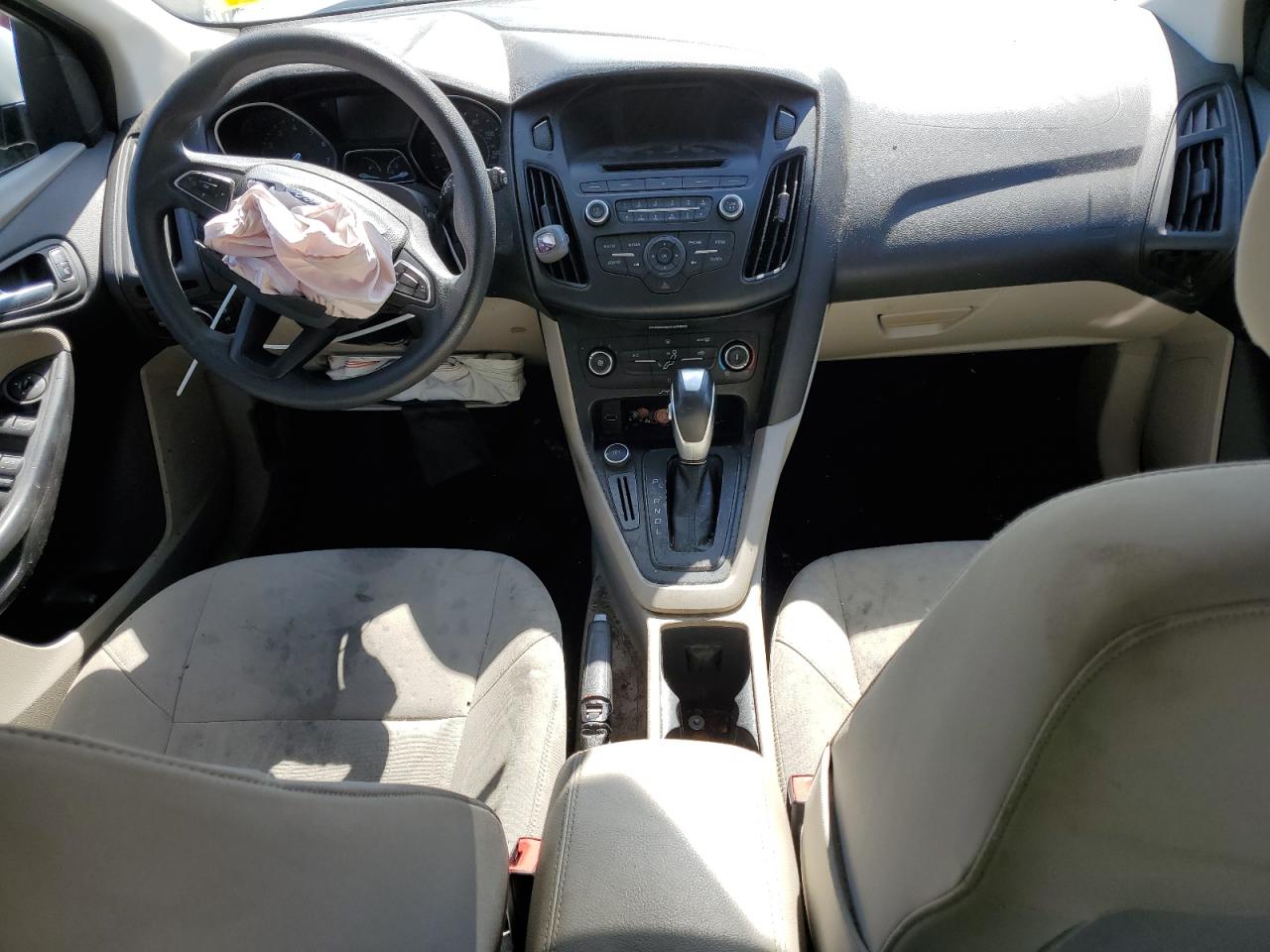 2015 Ford Focus Se VIN: 1FADP3K21FL243021 Lot: 51259904