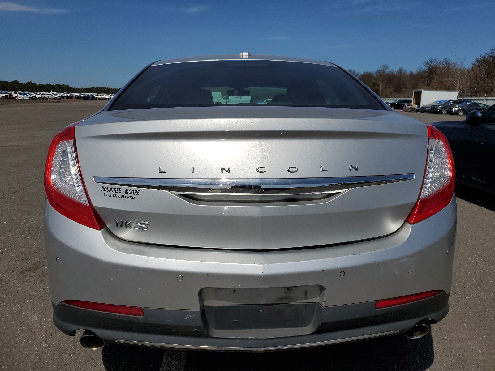 2015 Lincoln Mks vin: 1LNHL9DK2FG600864